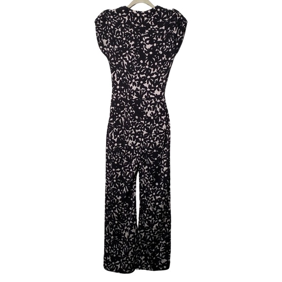 Diane Von Furstenberg DVF Purdy Black and White Floral Jumpsuit Size 2 - Picture 2 of 16